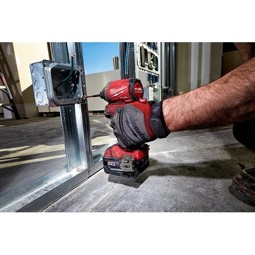 Milwaukee M18 FUEL™ 1/4" Hex Impact Driver Kit 10 Milwaukee M18 FUEL™ 1/4" Hex Impact Driver Kit - Image 8