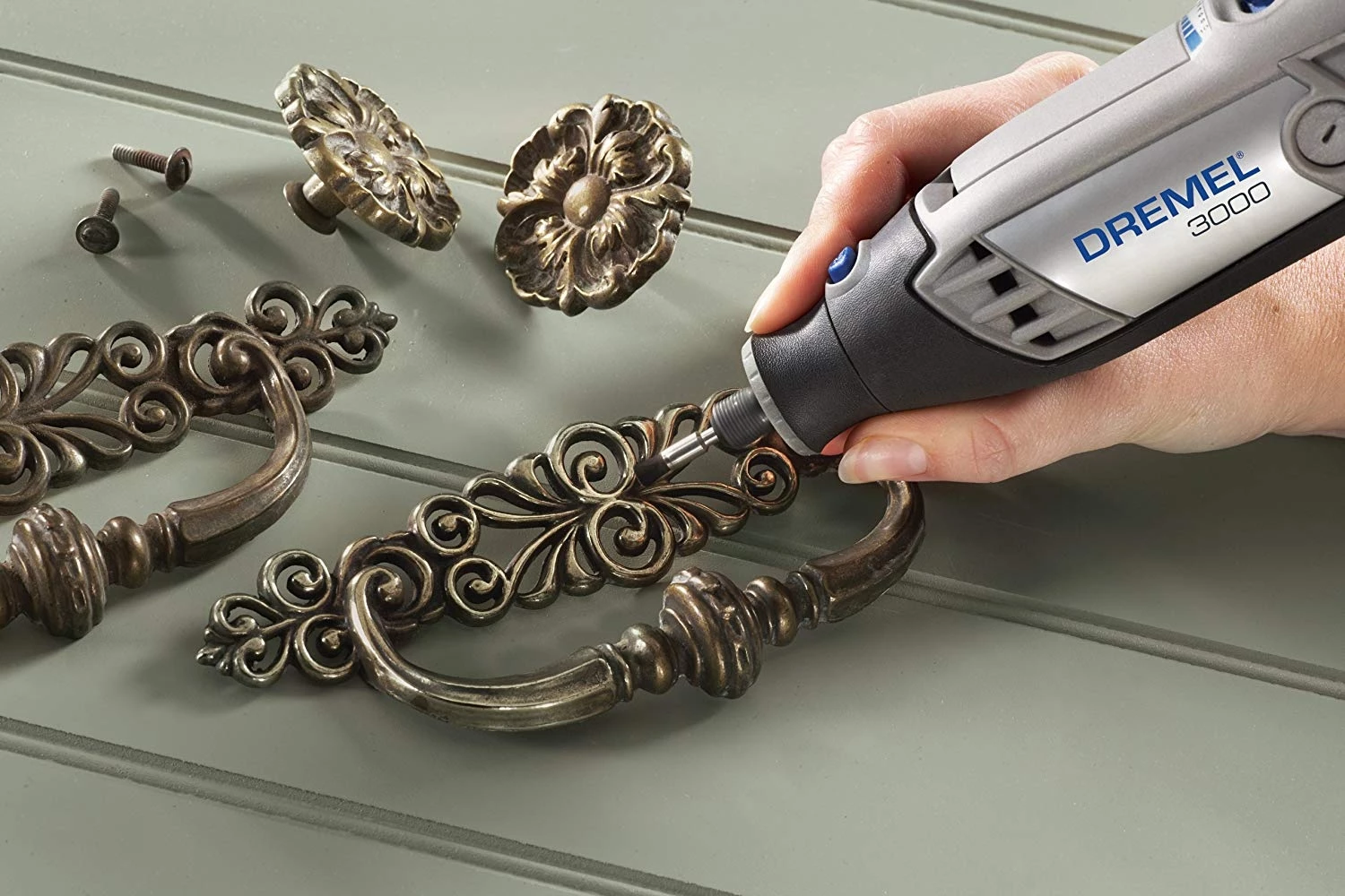 Dremel 3000-1/24 Variable Speed Rotary Tool and Accessory Kit 5 Dremel 3000-1/24 Variable Speed Rotary Tool and Accessory Kit - Image 3