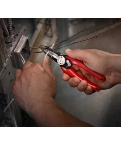 Milwaukee Comfort Grip 6 in 1 Combination Pliers -Tools Sales 48 22 3079 c