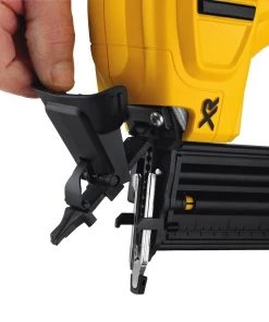 DeWalt 20V Max XR 18 GA Cordless Brad Nailer (Tool Only) -Tools Sales 489468 6