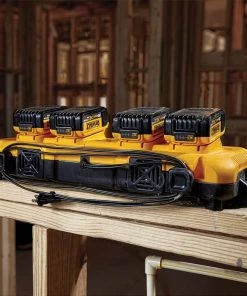 DeWalt Multiport Simultaneous Fast Charger -Tools Sales dcb104 5