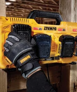 DeWalt Multiport Simultaneous Fast Charger -Tools Sales dcb104 6