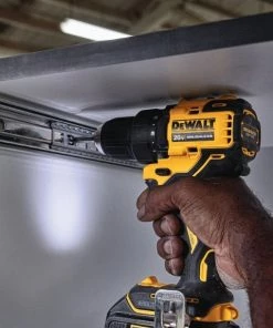 DeWalt Atomic 20V MAX* Brushless Compact 1/2 in. Drill/Driver Kit -Tools Sales dcd708c2 4 1