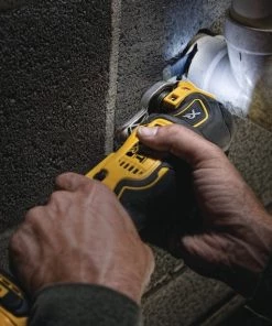 DeWalt 20V MAX* XR® Brushless Cordless 3-Speed Oscillating Multi-Tool (Tool Only) -Tools Sales dcs356b 3